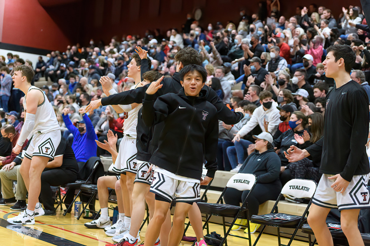 Tualatin Lake Oswego boys basketball Ken Waz 14